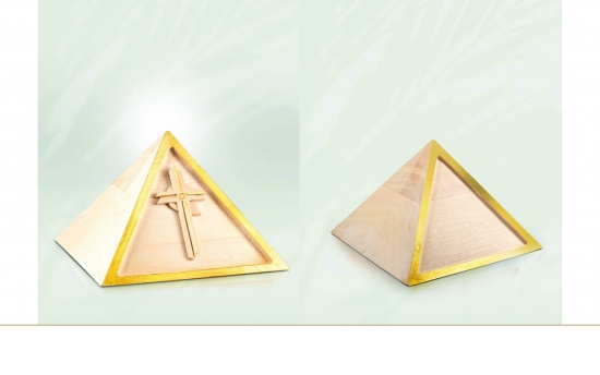 Pyramide mit oder ohne Kreuz   <small>(U78)</small>